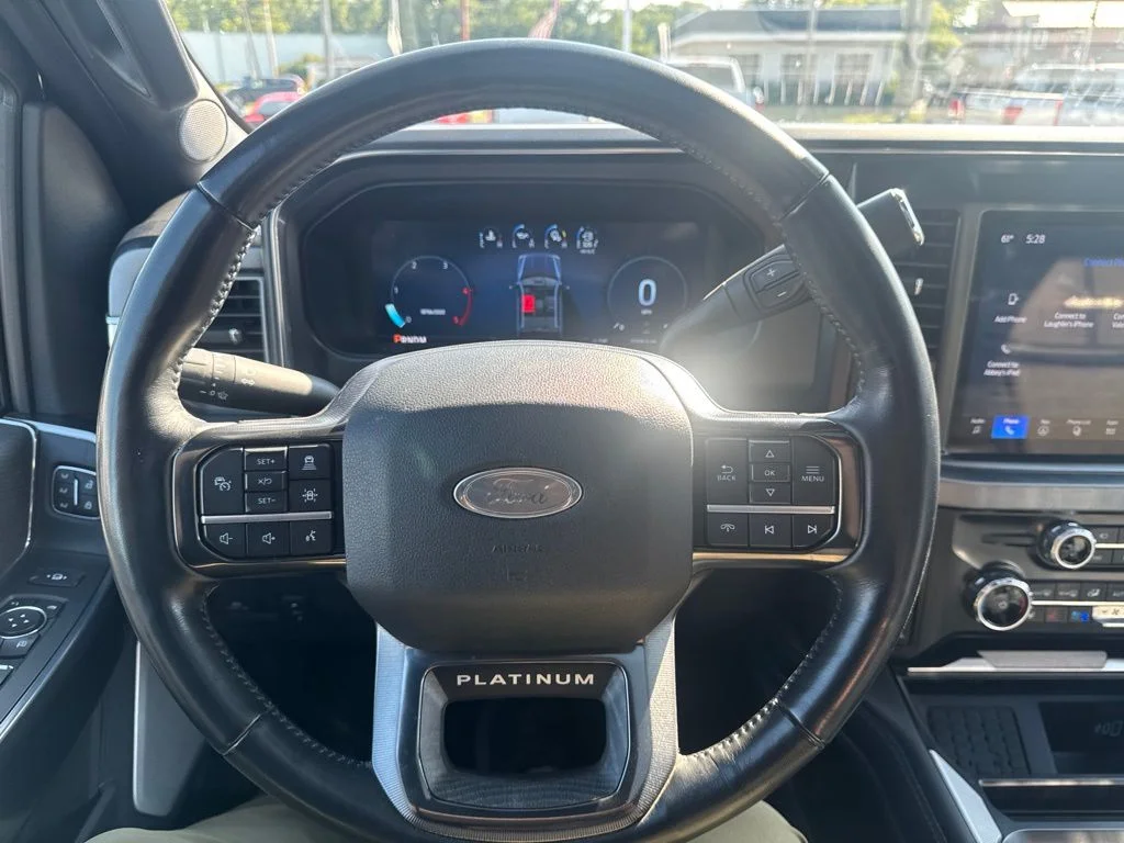 Used 2025 Black Metallic Ford Platinum image 17