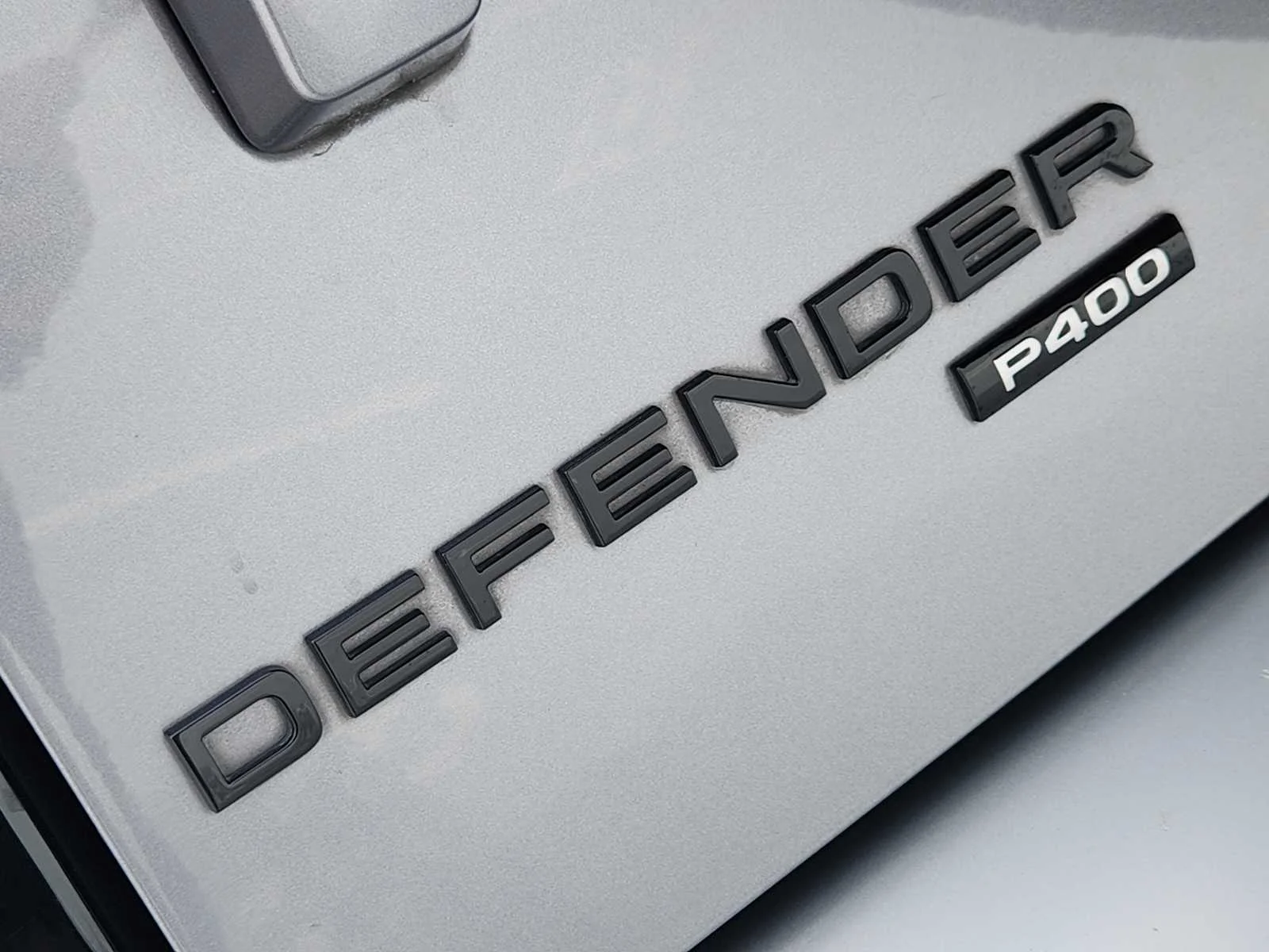 Used 2022 Eiger Grey Metallic Land Rover SE image 12