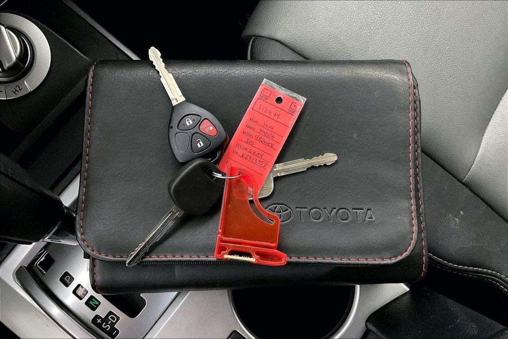 Used 2019 Gray Toyota SR5 Premium image 15