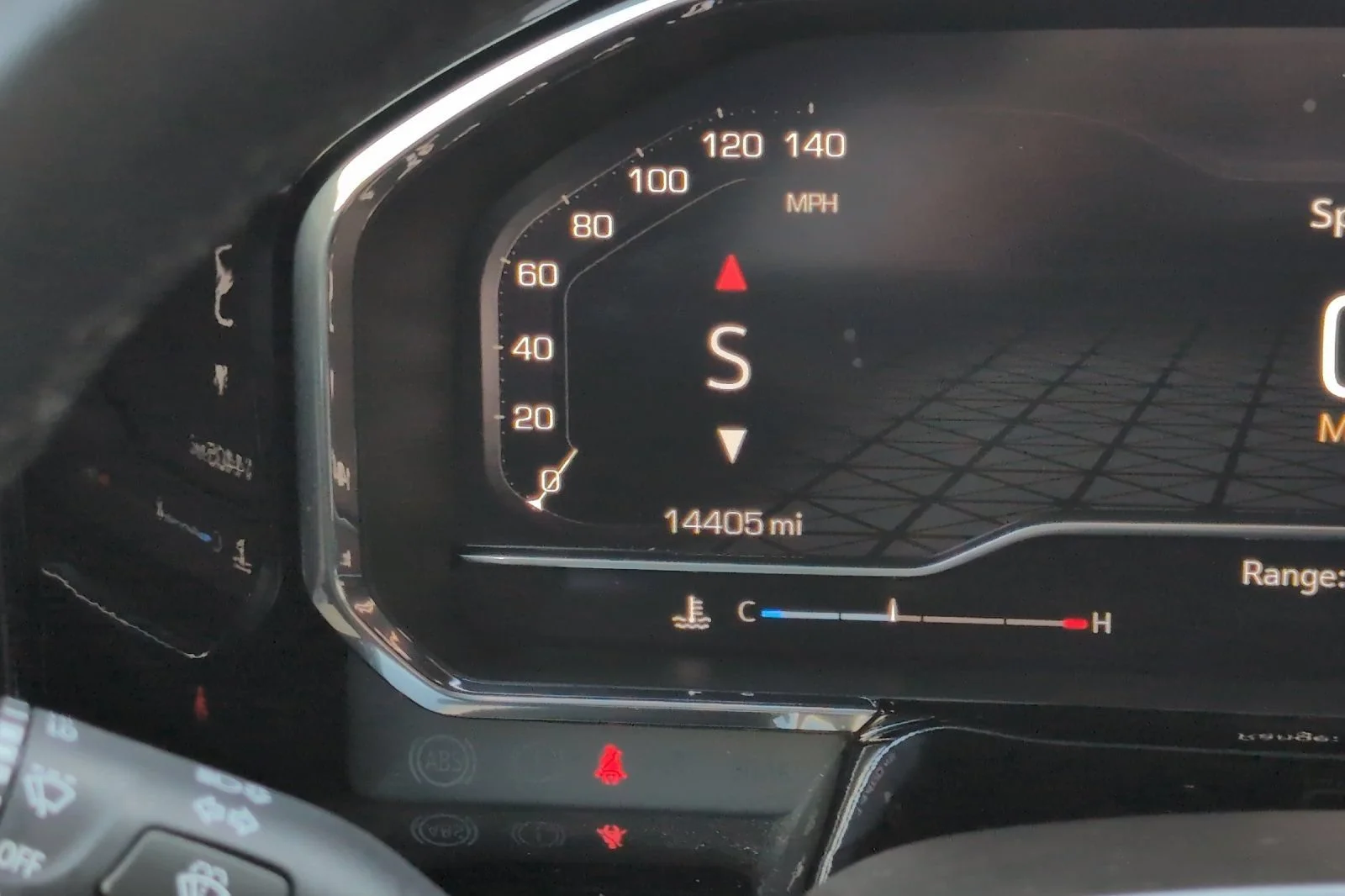 Used 2024 Onyx Black GMC Elevation image 26