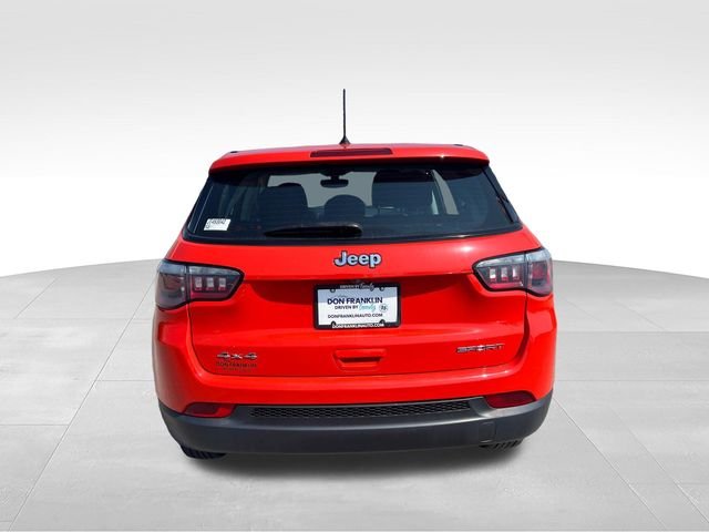 Used 2018 Orange Jeep Sport image 4