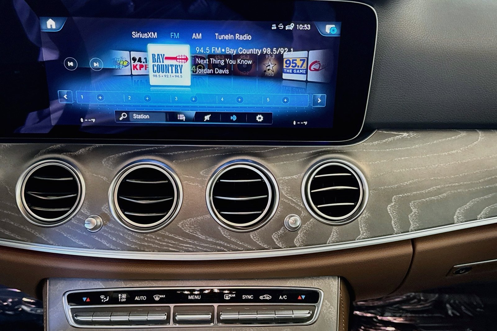 Certified Used 2023 Manufaktur Diamond White Mercedes-Benz E 350 image 15