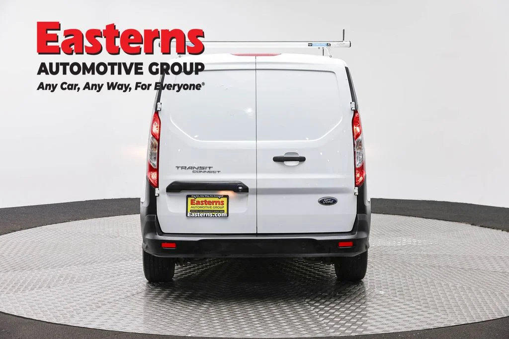 Used 2022 White Ford XL image 6