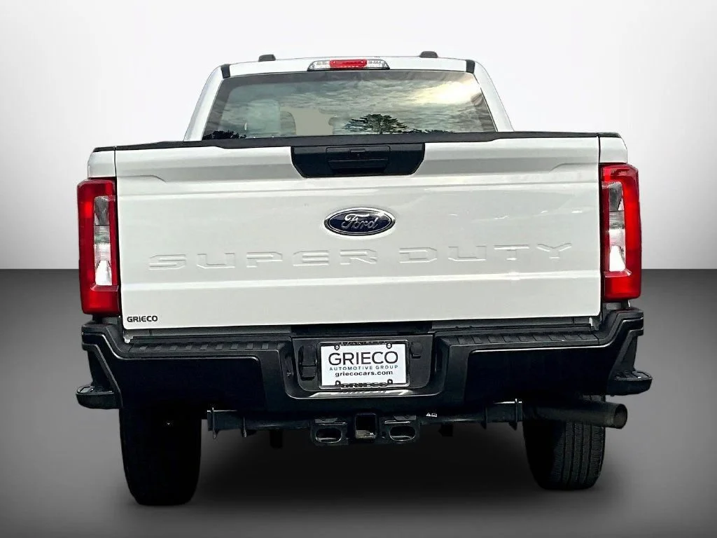 Used 2025 Oxford White Ford XL image 6