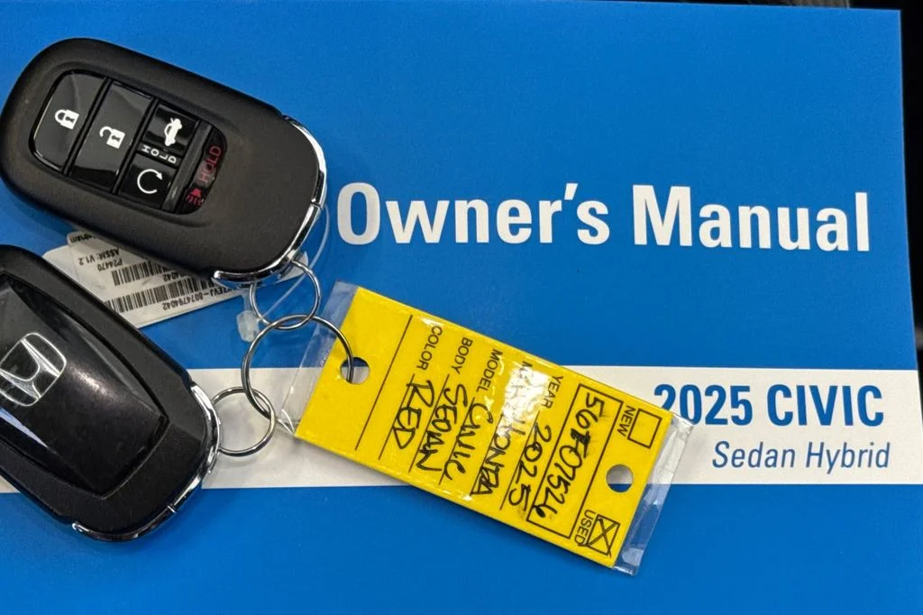 Certified Used 2025 Rallye Red Honda Sport image 10