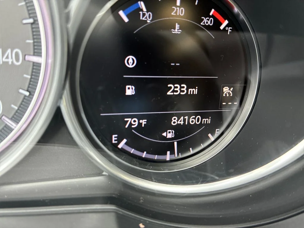 Used 2018 Red Mazda Grand Touring image 16