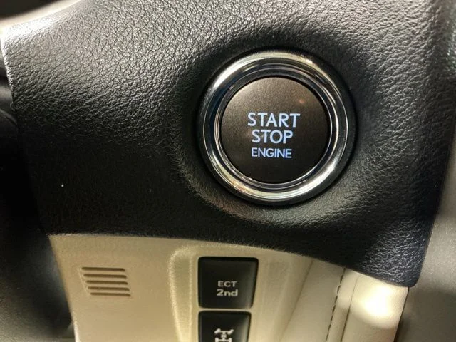 Used 2020  Lexus 460 image 22