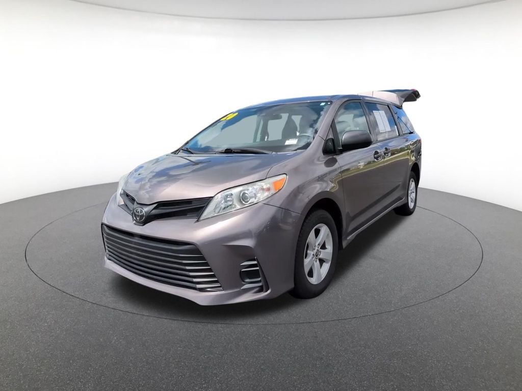 Used 2020 Gray Toyota L image 7