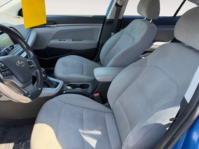 Used 2017 Blue Hyundai SE image 11
