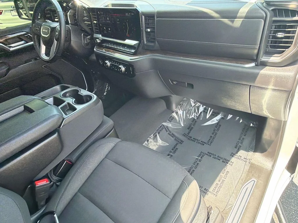 Used 2023 Summit White GMC Elevation image 33