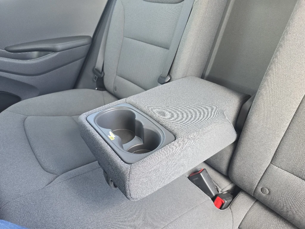Used 2021 Ceramic White Hyundai SE image 30