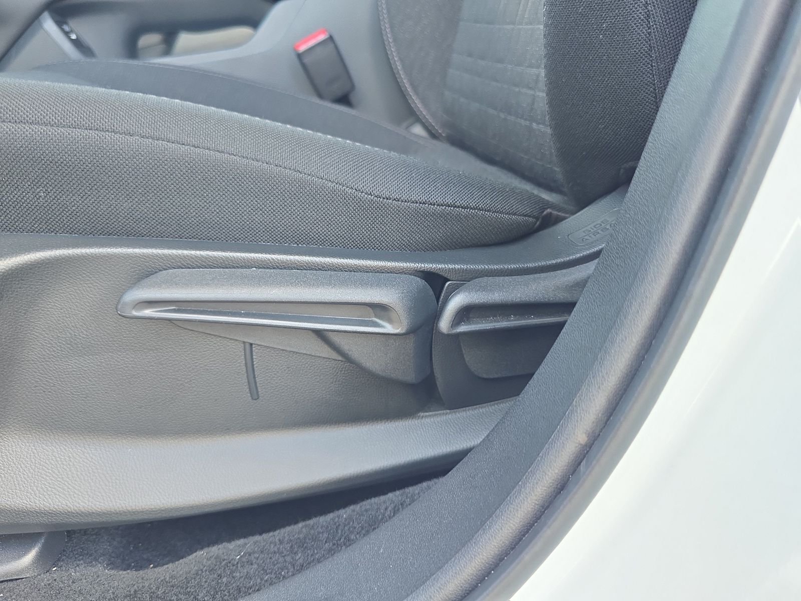 2026 Honda HR-V LX - Photo 16