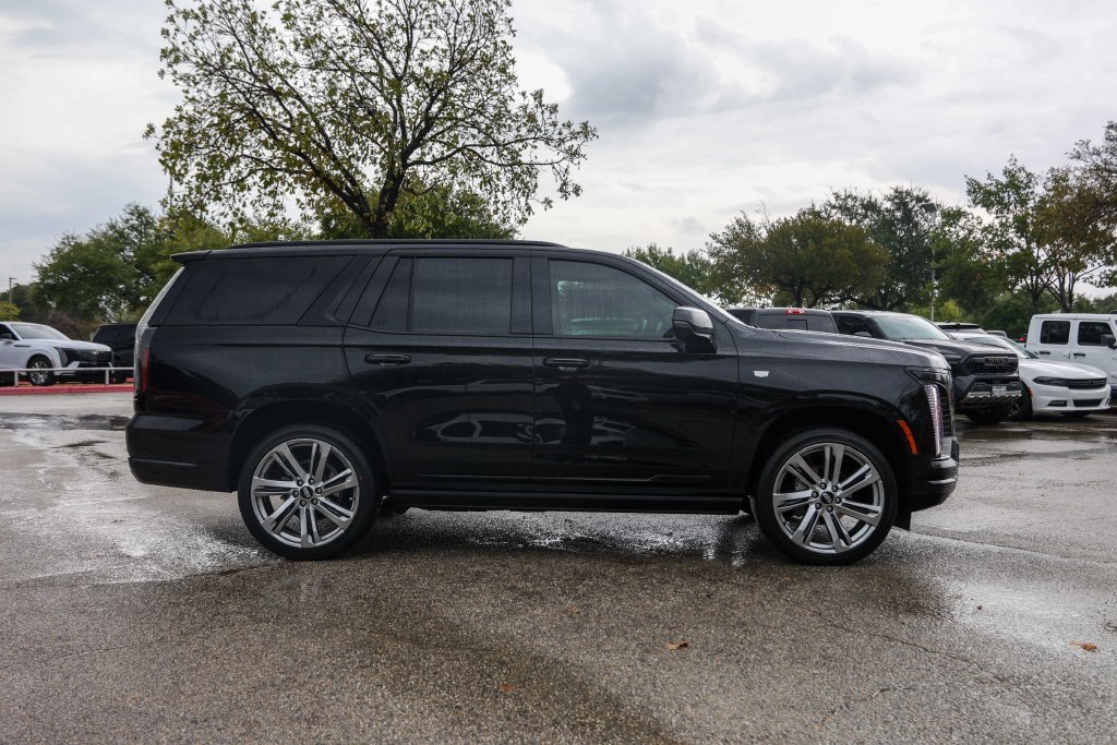 Certified Used 2025 Black Raven Cadillac Sport Platinum image 5
