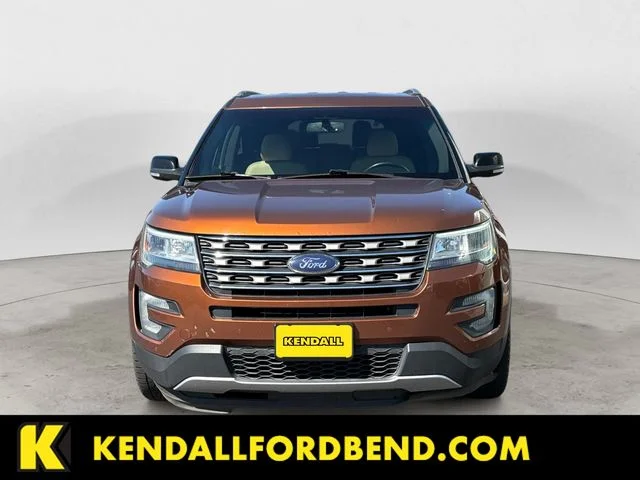 Used 2017 Canyon Ridge Metallic Ford XLT image 2