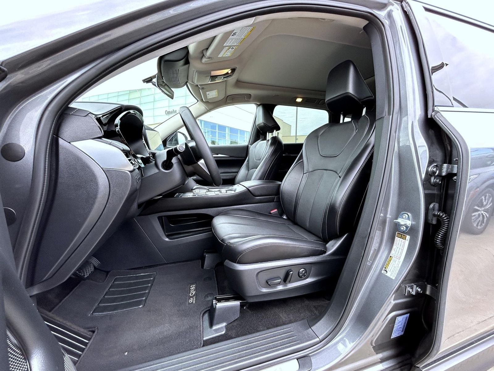 Certified Used 2025 Gray INFINITI PURE image 10