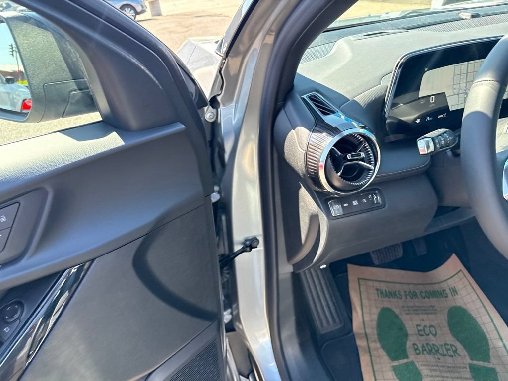 2026 Chevrolet Equinox LT - Photo 18