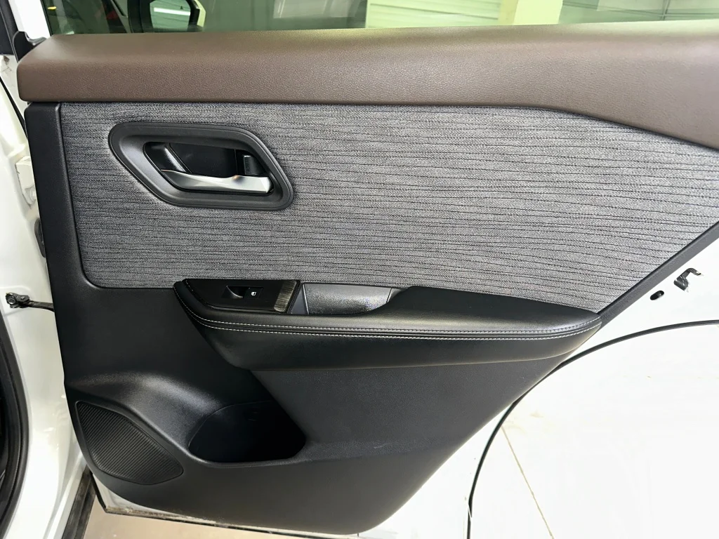 Certified Used 2023 Pearl White Tricoat Nissan SV image 26