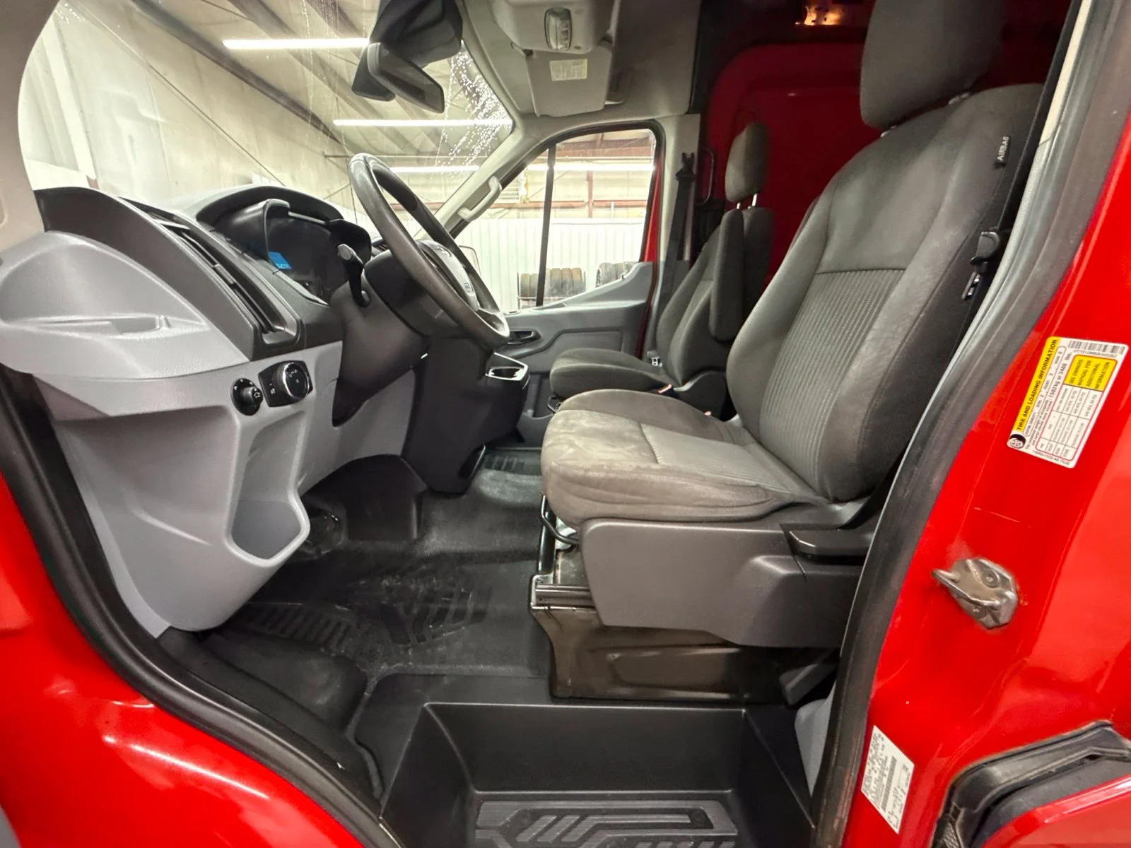 Used 2016 Red Ford Base image 18