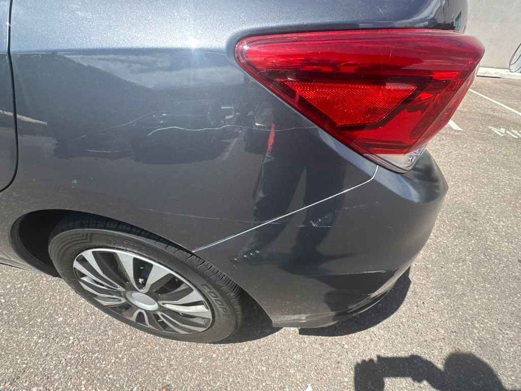 Used 2018 Gray Subaru 2.0i image 11