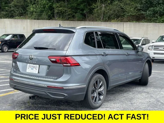 Certified Used 2023 Gray Volkswagen 2.0T SE image 3