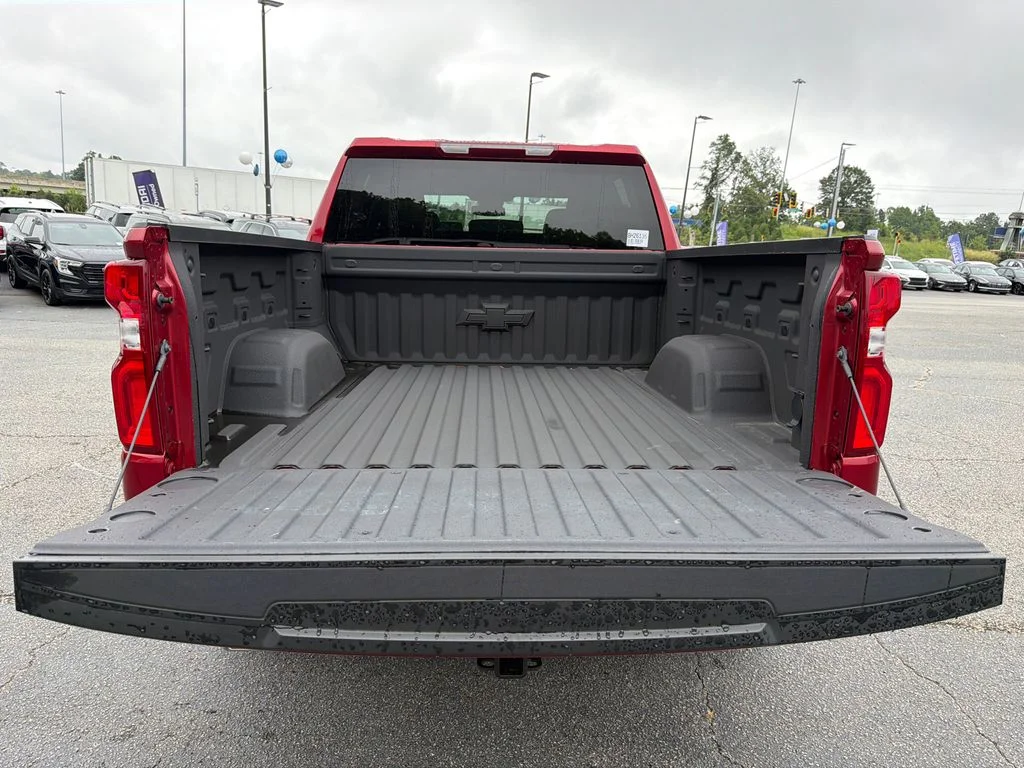Used 2025 Red Chevrolet LTZ image 18