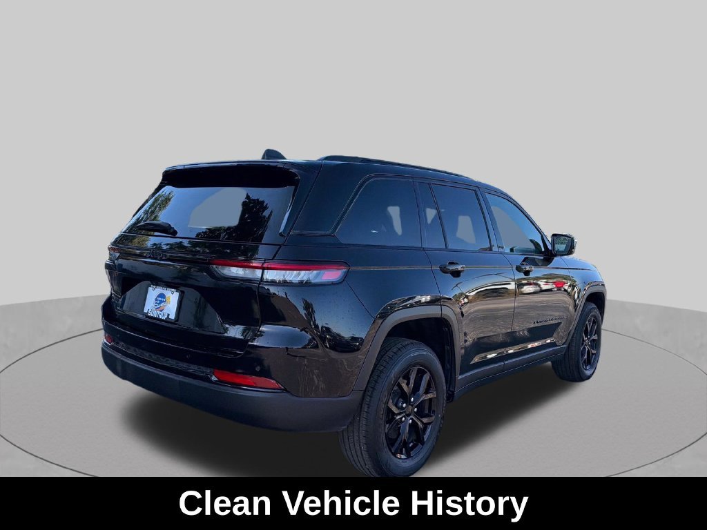 Used 2024 Black Jeep Altitude image 6