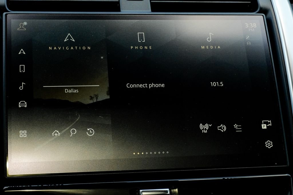 New 2026 Carpathian Gray Land Rover S image 33
