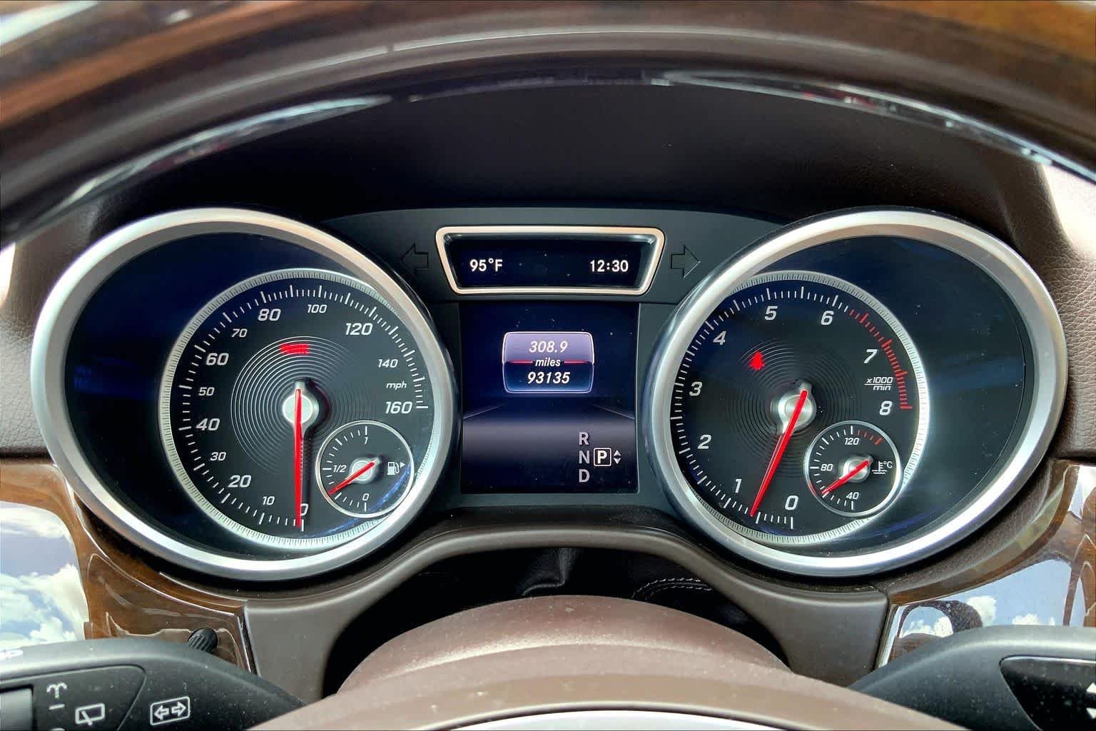 Used 2016 Polar White Mercedes-Benz GLE 350 image 26