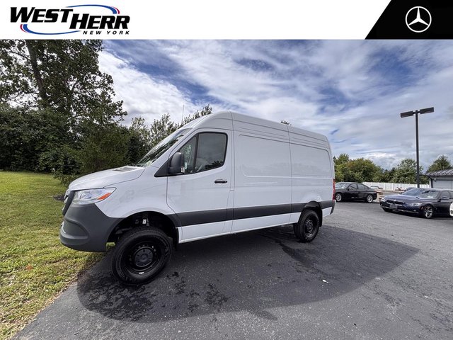 2025 Mercedes-Benz Sprinter Cargo Van Cargo Van 144” High Roof 4cyl AWD