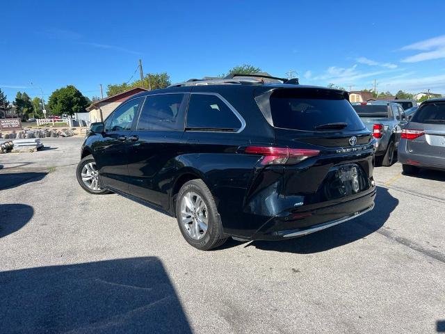 Used 2022 Midnight Black Metallic Toyota  image 7
