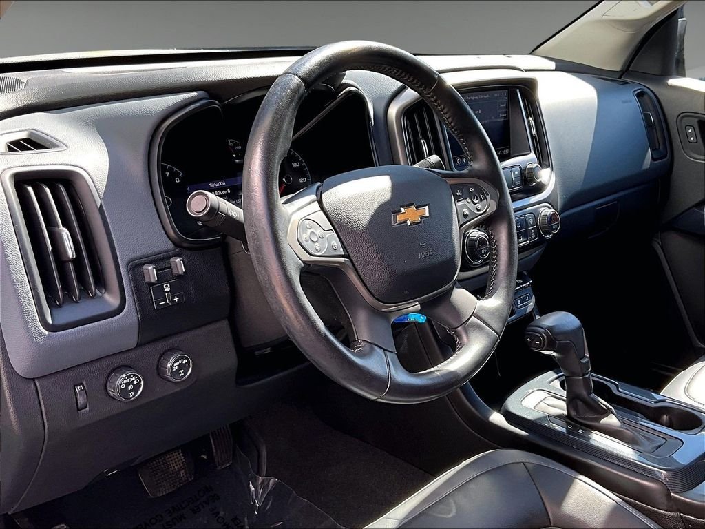 Used 2021 White Chevrolet Z71 image 13