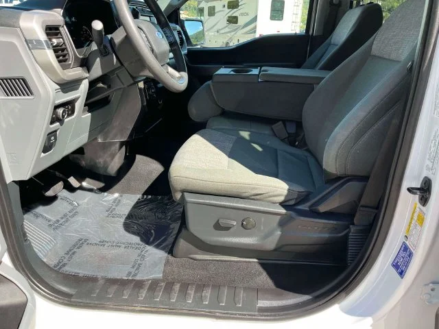 Used 2023 White Ford XLT image 28