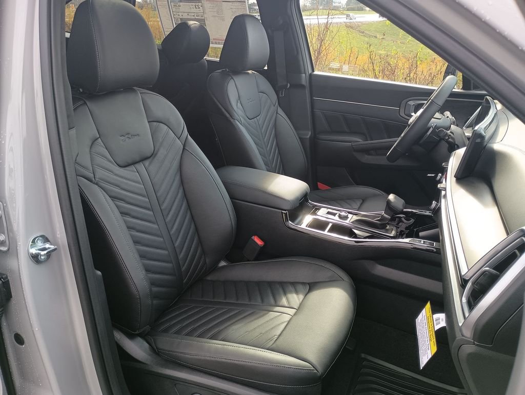 New 2026 Wolf Gray Kia X-Line SX Prestige AWD image 32
