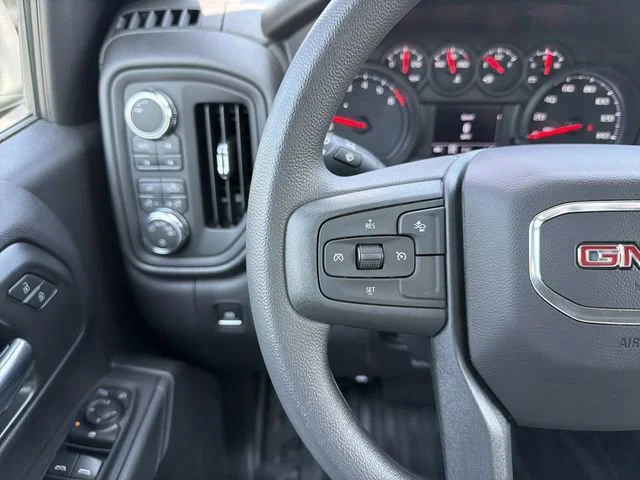 New 2026 Summit White GMC Pro image 28