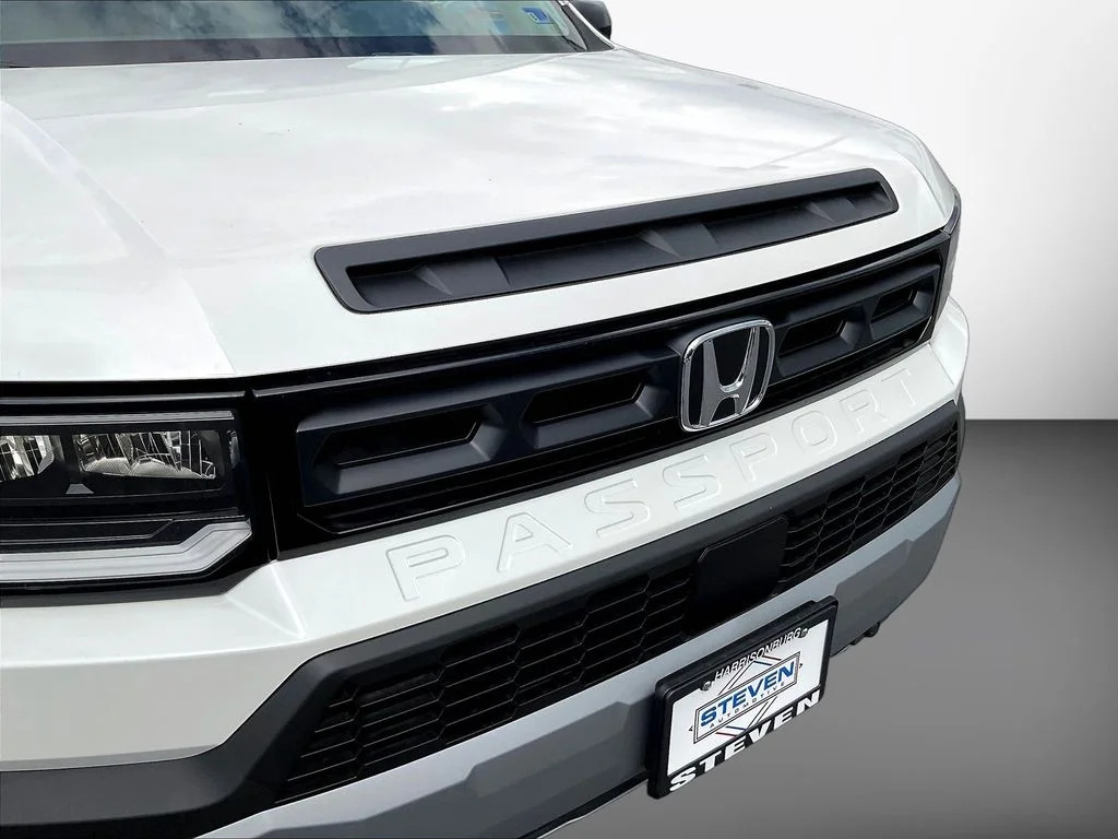 New 2026 Platinum White Pearl Honda RTL image 23