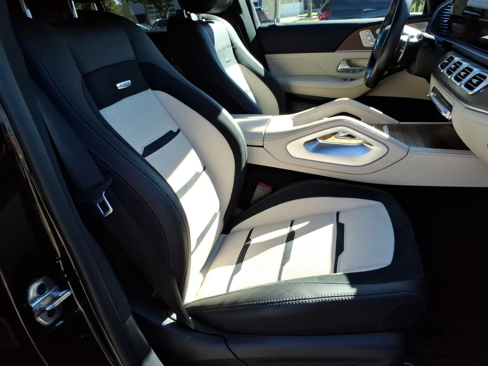 Certified Used 2024 Obsidian Black Metallic Mercedes-Benz AMG® GLE 53 image 24