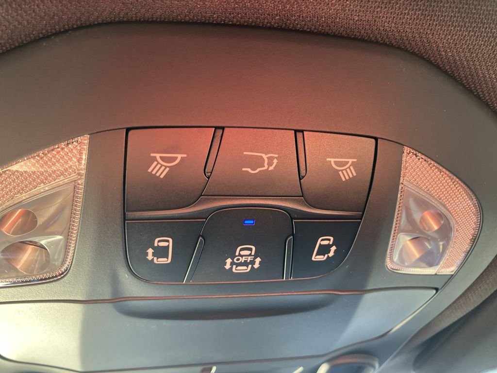 2026 Chrysler Pacifica Limited - Photo 27