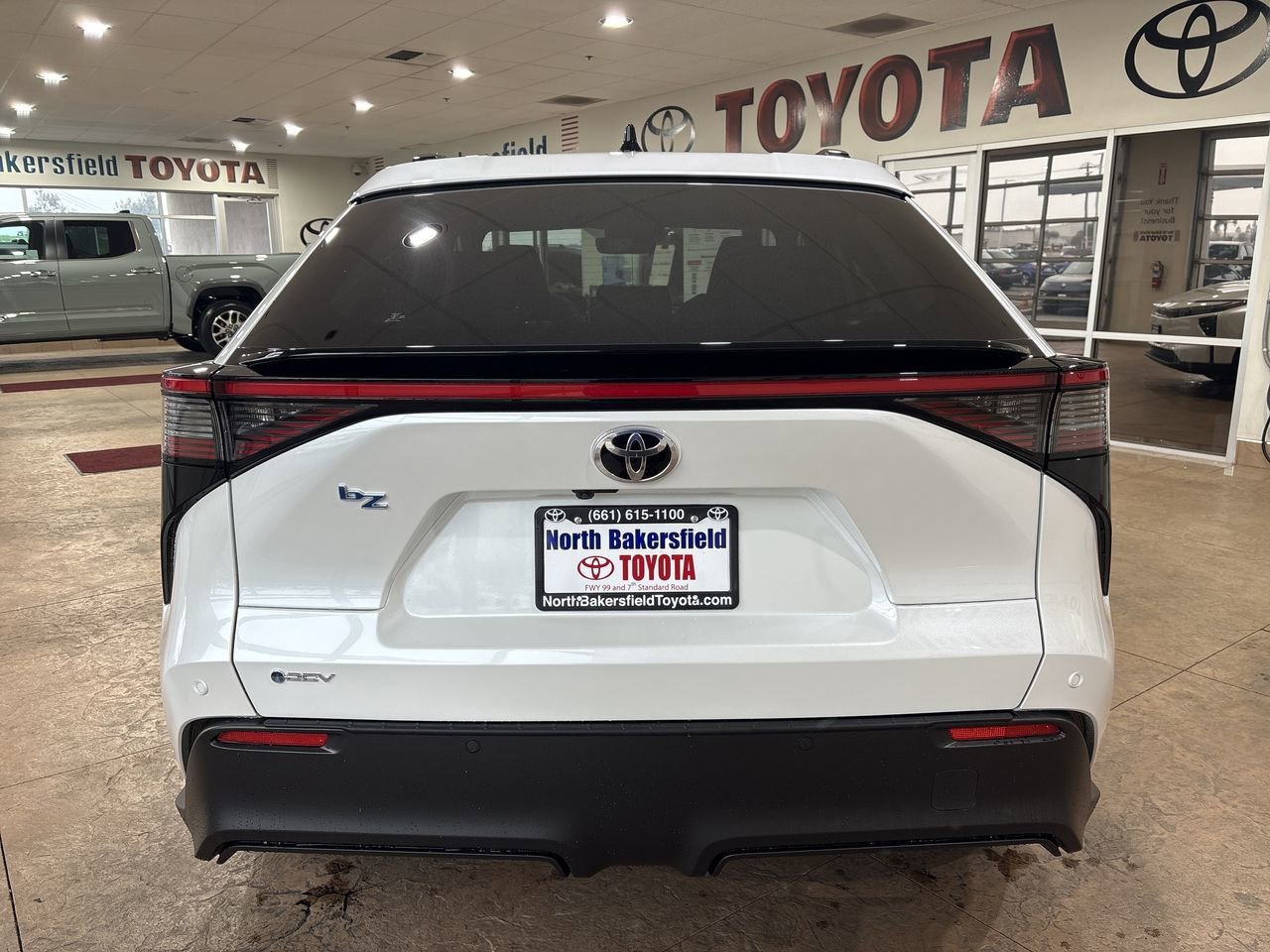 2026 Toyota bZ XLE - Photo 9