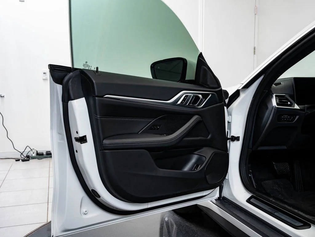 Used 2023 Alpine White BMW eDrive40 image 27
