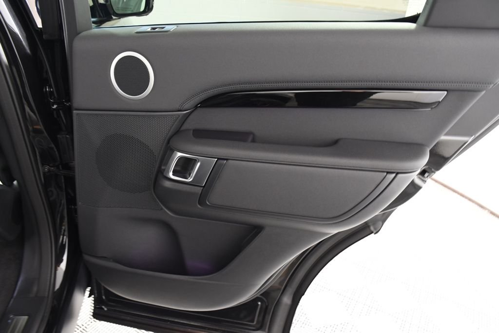 New 2026 Santorini Blk Land Rover S image 21