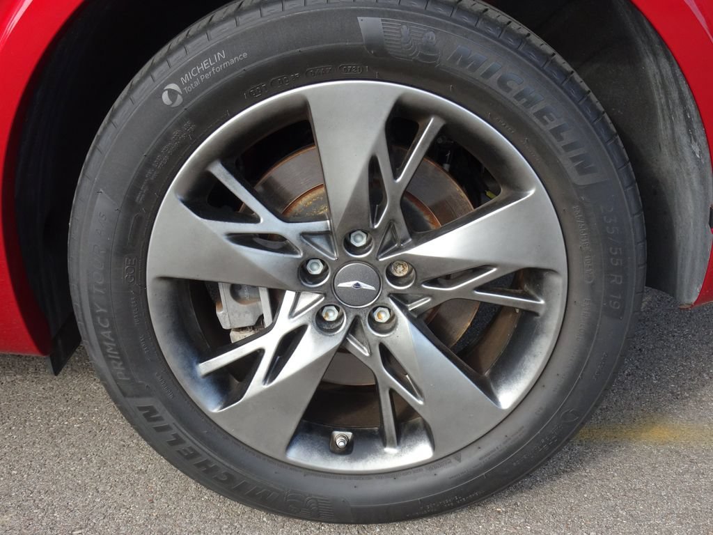 Certified Used 2022 Mauna Red Genesis 3.5T Sport image 27