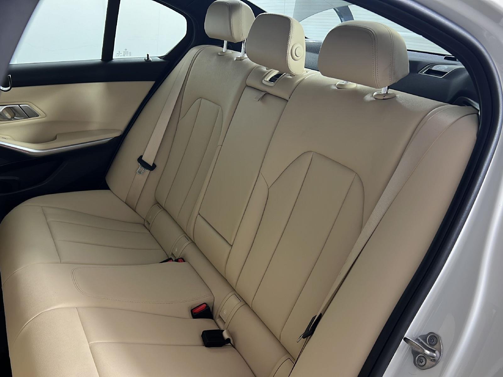 Used 2021 Alpine White BMW 330i xDrive image 4