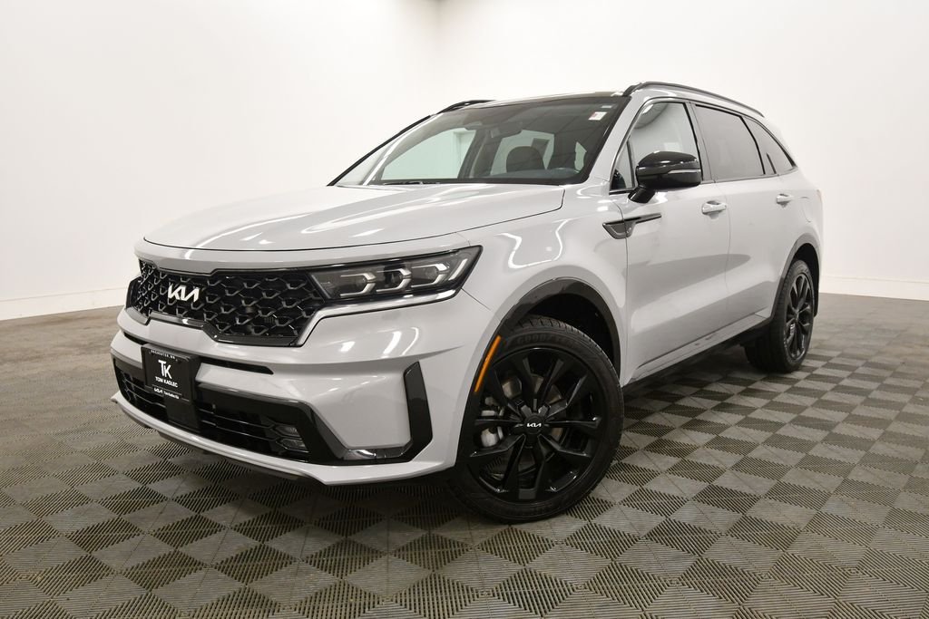 Certified 2023 Kia Sorento SX with VIN 5XYRKDLF3PG190809 for sale in Rochester, Minnesota
