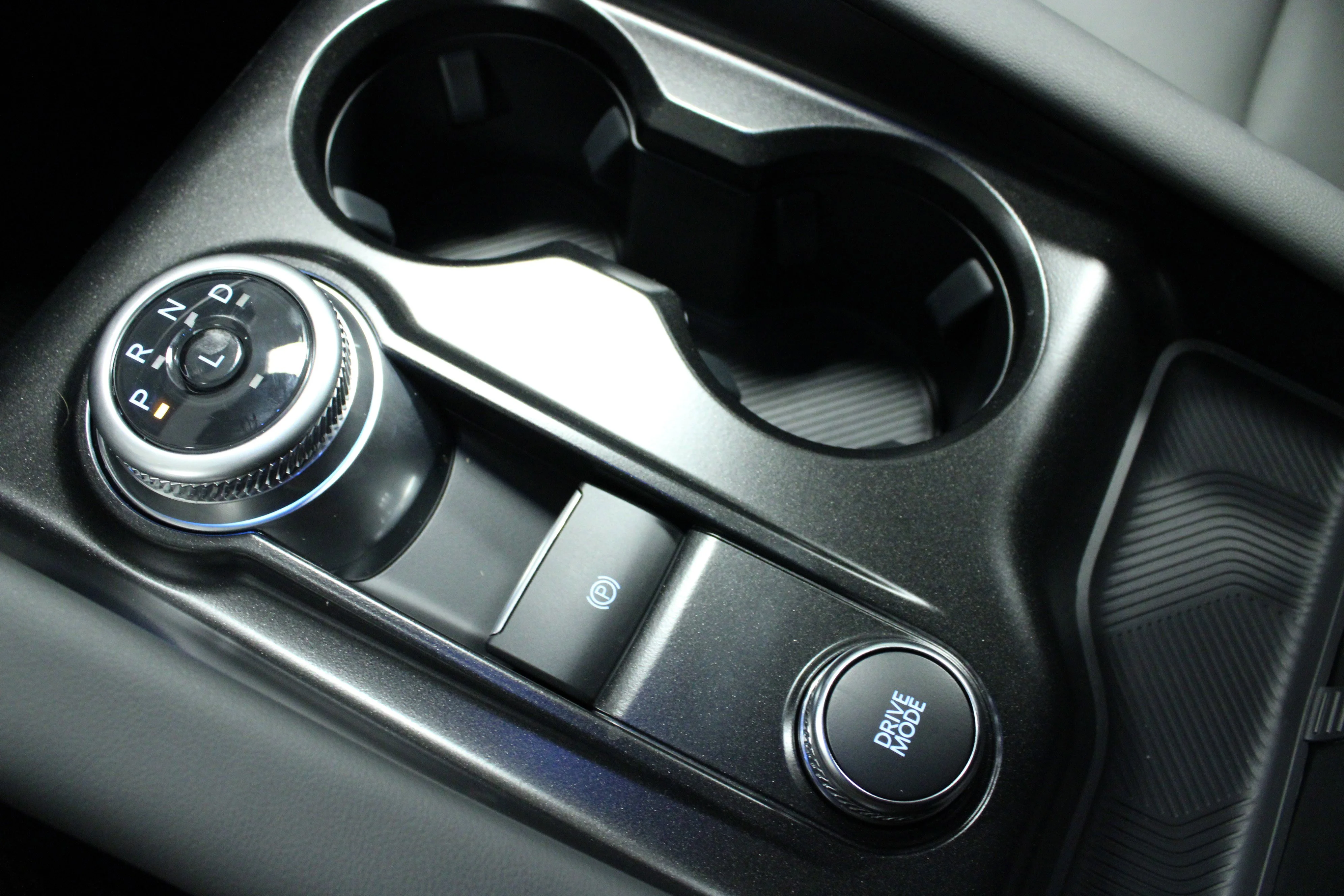 New 2026 Agate Black Metallic Ford Active image 24