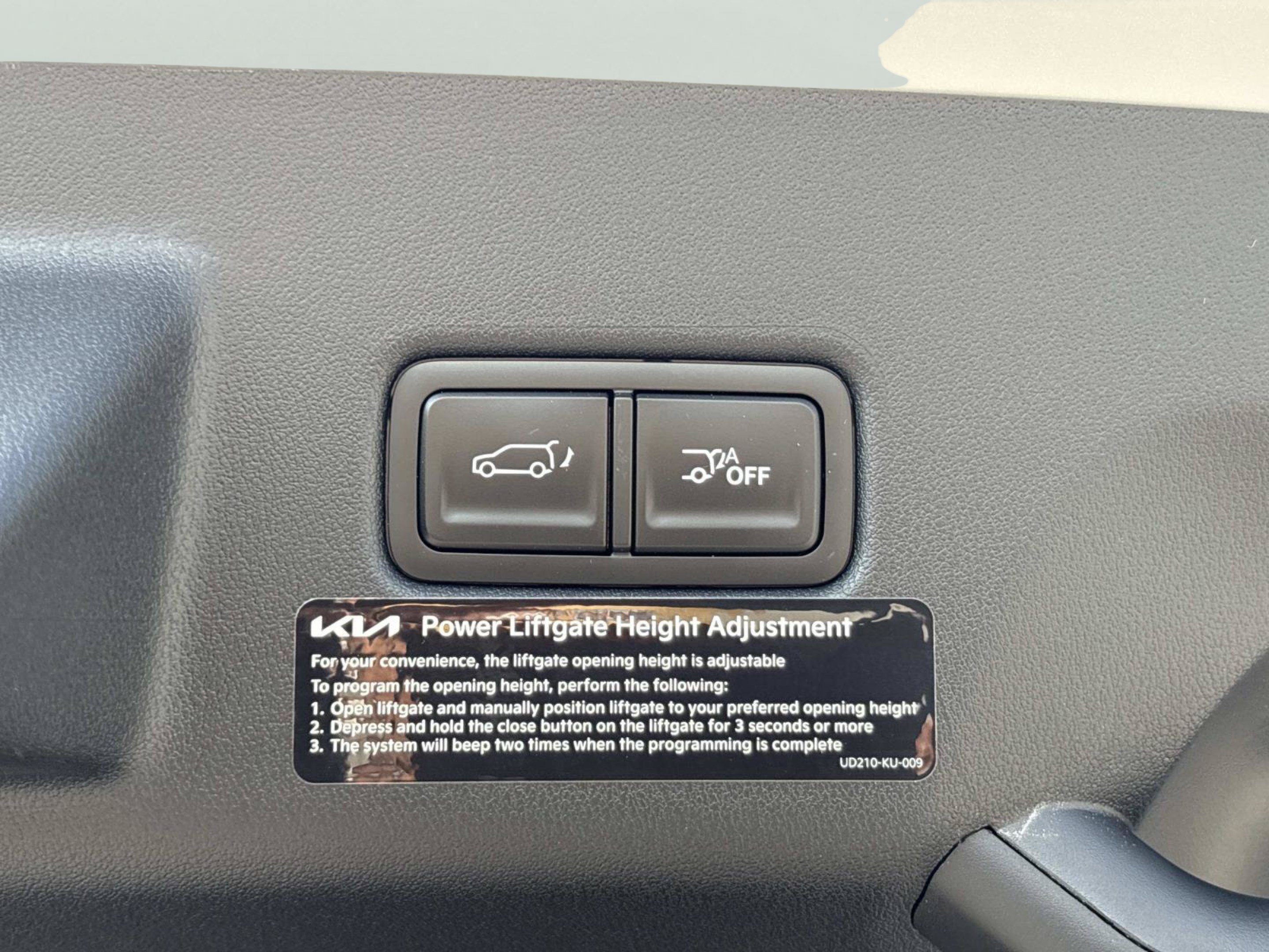 New 2027 Wolf Gray Kia X-Line SX image 10