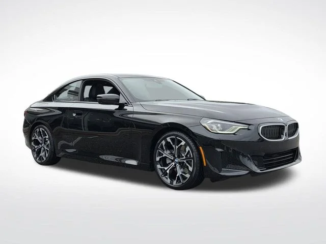 2025 BMW 2 Series 230i - Photo 6