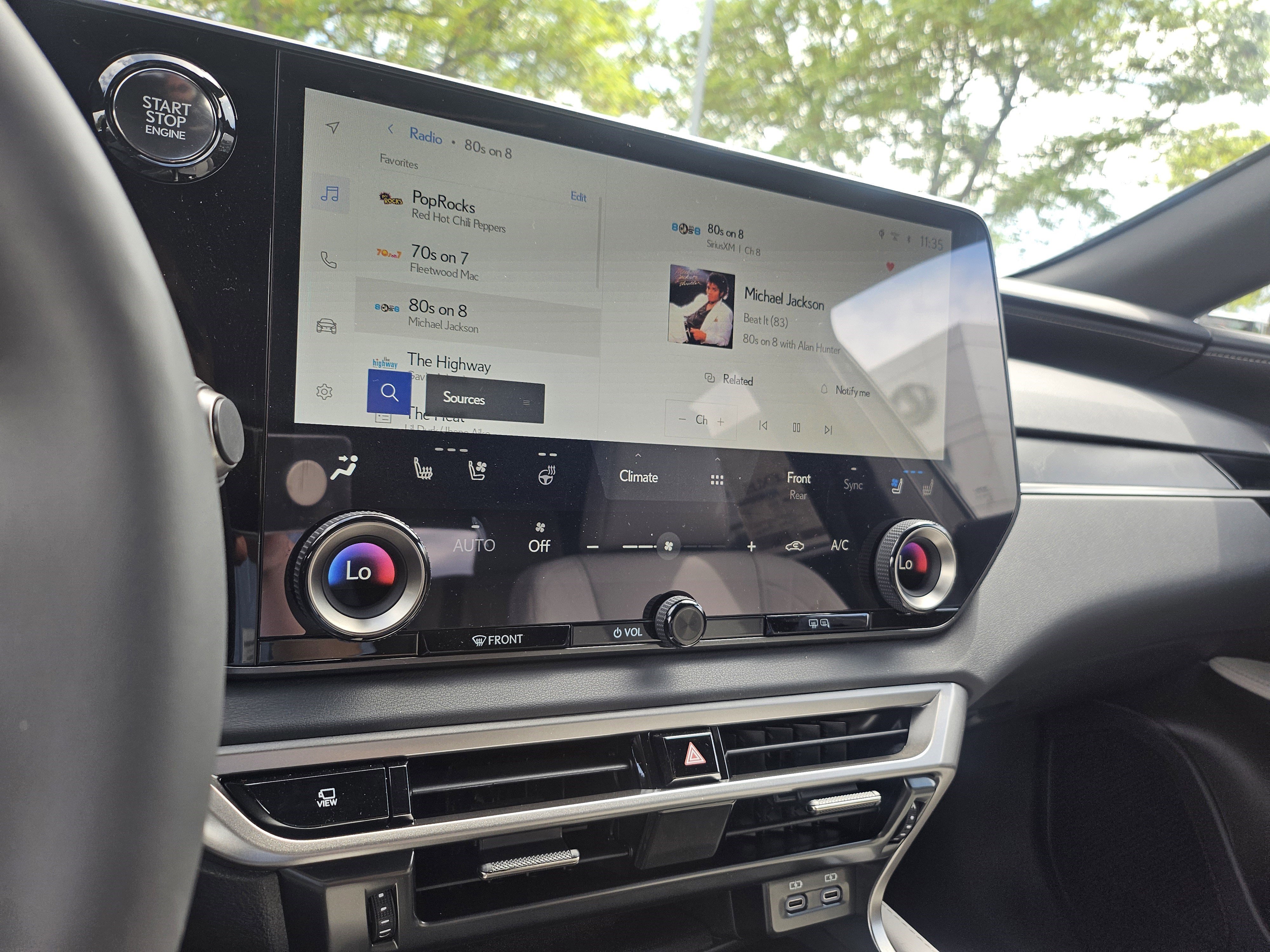 New 2026 Matador Red Mica Lexus PREMIUM image 13