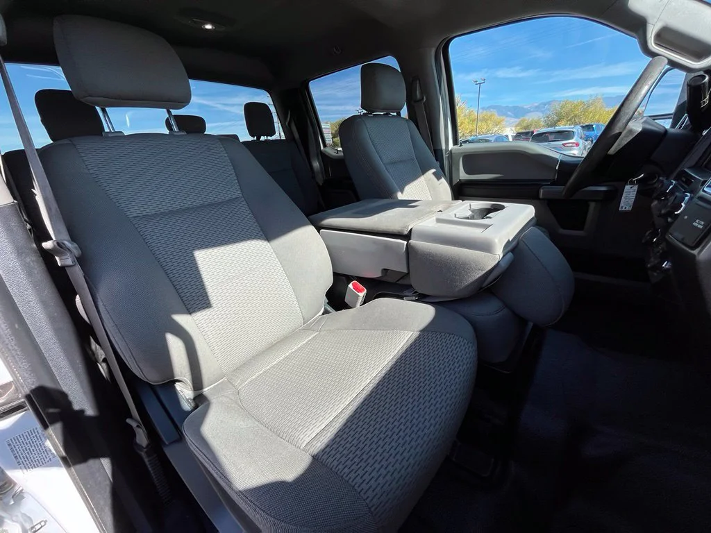 Used 2017 White Ford XLT image 19
