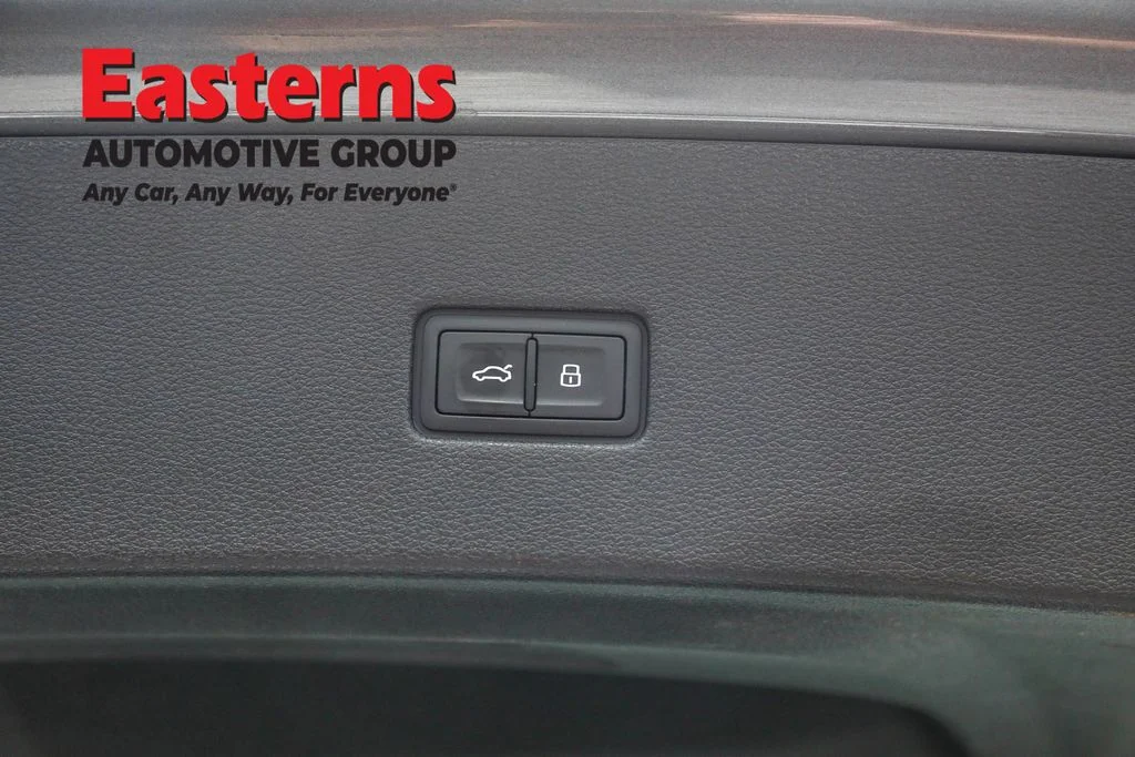 Used 2022 Gray Audi 55 Prestige image 23