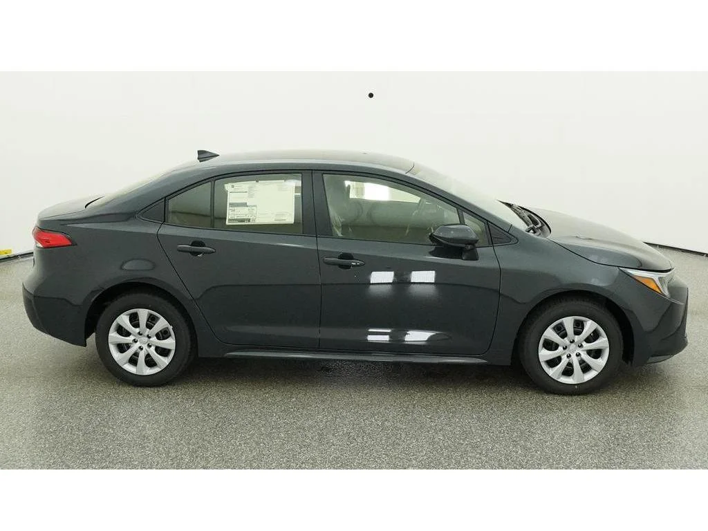 New 2027  Toyota LE image 14